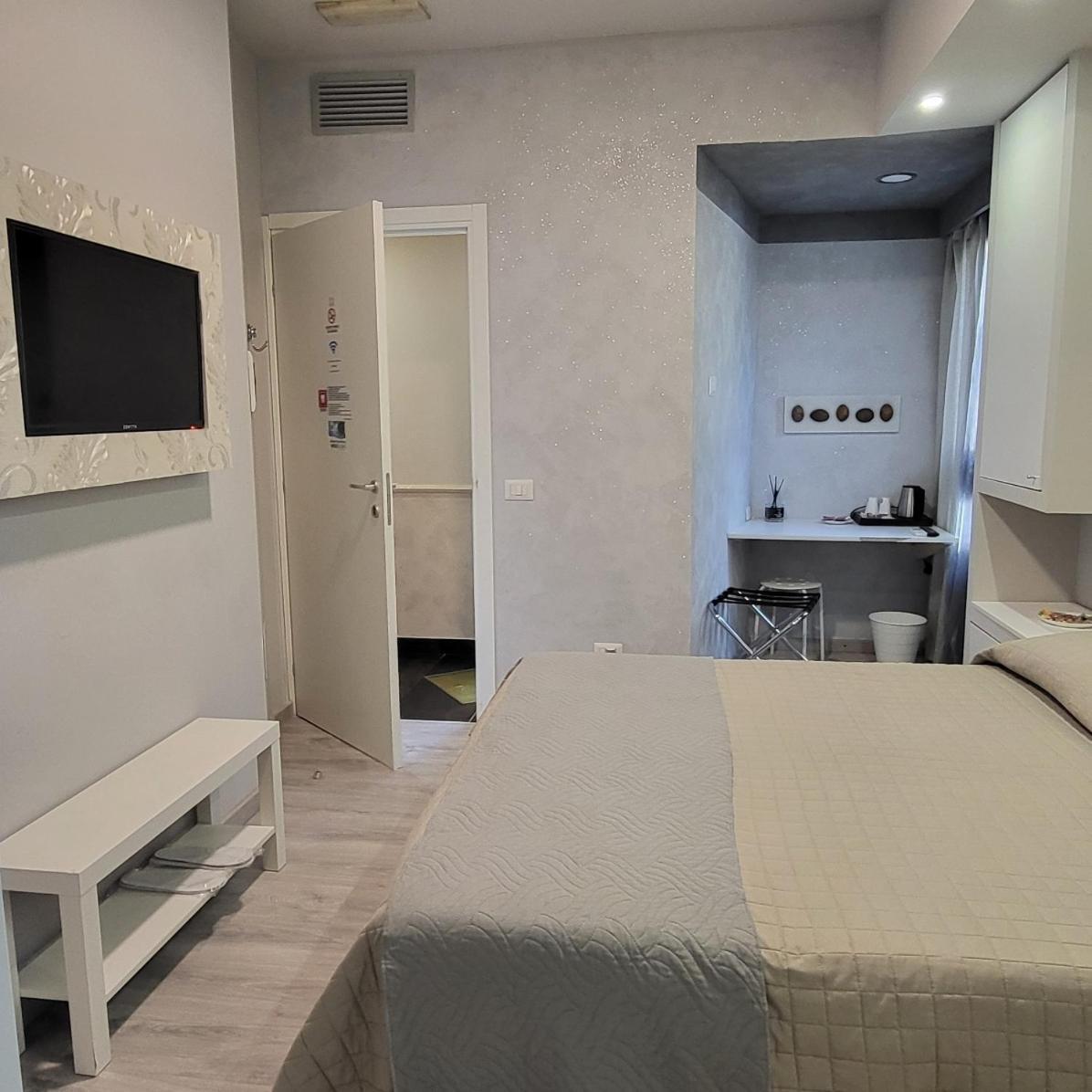 Illuvia 2 Affitta Camere Корнаредо Екстериор снимка